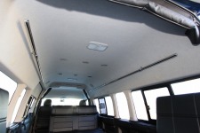 車内で収納、積載をスムーズに!ハイエース200系
