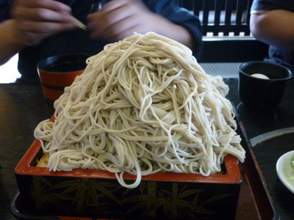 函館 名物大盛そば長寿庵で昼食会をしました 交通事故修理 キズ サビ ヘコミ板金塗装専門店 北海道南地域 株 ラルフ函館 店 Do Blog ドゥブログ