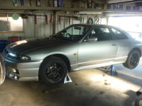 ３３GTR　リヤデフトラブル　作業進行中。