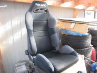 中古パーツ販売　美品 RECARO レカロSR-Ⅲチャレンジャー！