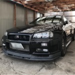 日産BNR34GT-R V-specの板金塗装とラジエーター修理でお預かり