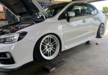 スバルWRX タイヤ裏組み/エンジンオイルエレメント交換完了！