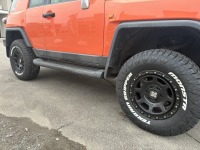 FJクルーザーのネット購入タイヤ当店着指定で持込み組み換え/交換