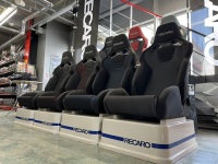 RECARO SR-S BK100H RD/BK入荷　展示中!