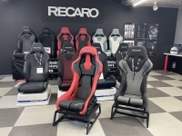 新商品RECARO RSS UT100 CG/RD入荷　試座出来ます！！