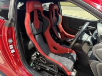 トヨタGRヤリス前期（GEN1）6MT RECAROフルバケットシートRSS UT取付け