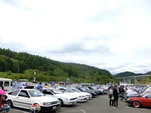 ハチマルカーミーティング 北海道の冬季四駆車イベント ランクルだらけの雪中運動会 Do Blog ドゥブログ