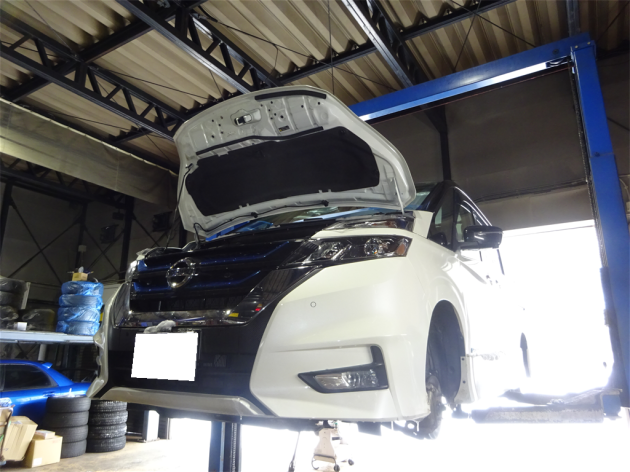 セレナ　HFC27　HR12-EM57　車検・整備　入庫です！