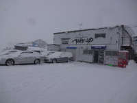 今日も雪が降ってますよ～(/|||￣▽)/ゲッ!!!