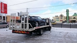 車輌引取り メイクアップに急いで帰社中　♪