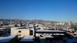 今日は東京に行きます それも日帰りで