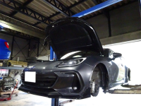 BRZ　ZD8　FA24　ショック・サス＆OS　LSD　2WD　取付です！