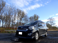 ヴォクシー　ZRR75W　3ZR　タイヤ交換＆4輪アライメント調整です！