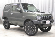 H29年式最終型23ジムニー！5速マニュアルリフトアップカスタム車両！走行10.7万キロ！