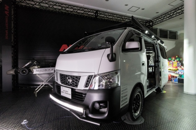 NV350キャラバンにスライドフロアー取付｜日産NVシリーズ トランス