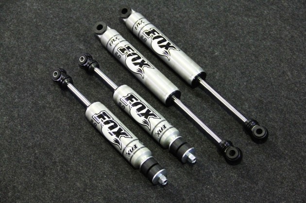 Needsbox Fox Racing Shox 2 0 Performance Needsbox トランポパーツ ハイエース ライトエース キャラバン 他 Do Blog ドゥブログ