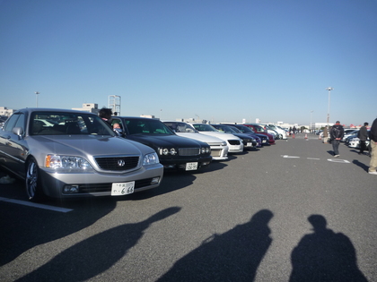 番外編 駐車場 10 東京オートサロン出展日記 会場編 Needsbox トランスポーター製作 販売専門店ニーズ札幌 ハイエースパーツ Do Blog ドゥブログ