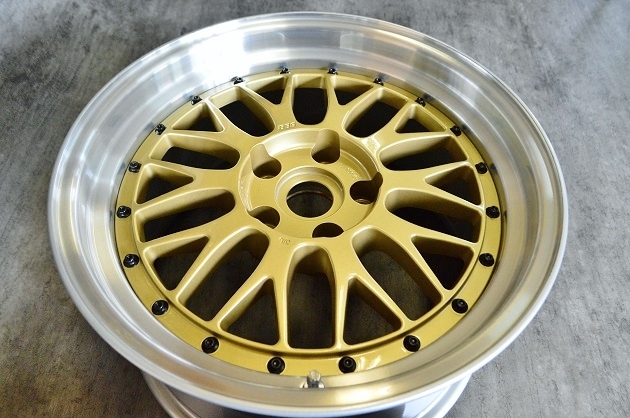 BBS LM 17インチゴールド 色褪せ/腐食修理でオーバーホール再塗装 