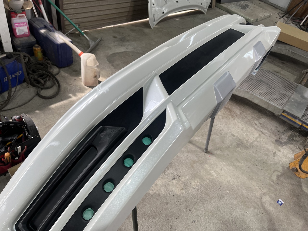 北海道札幌市の自動車ボディ修理・板金塗装専門店 プラスペイントワーク