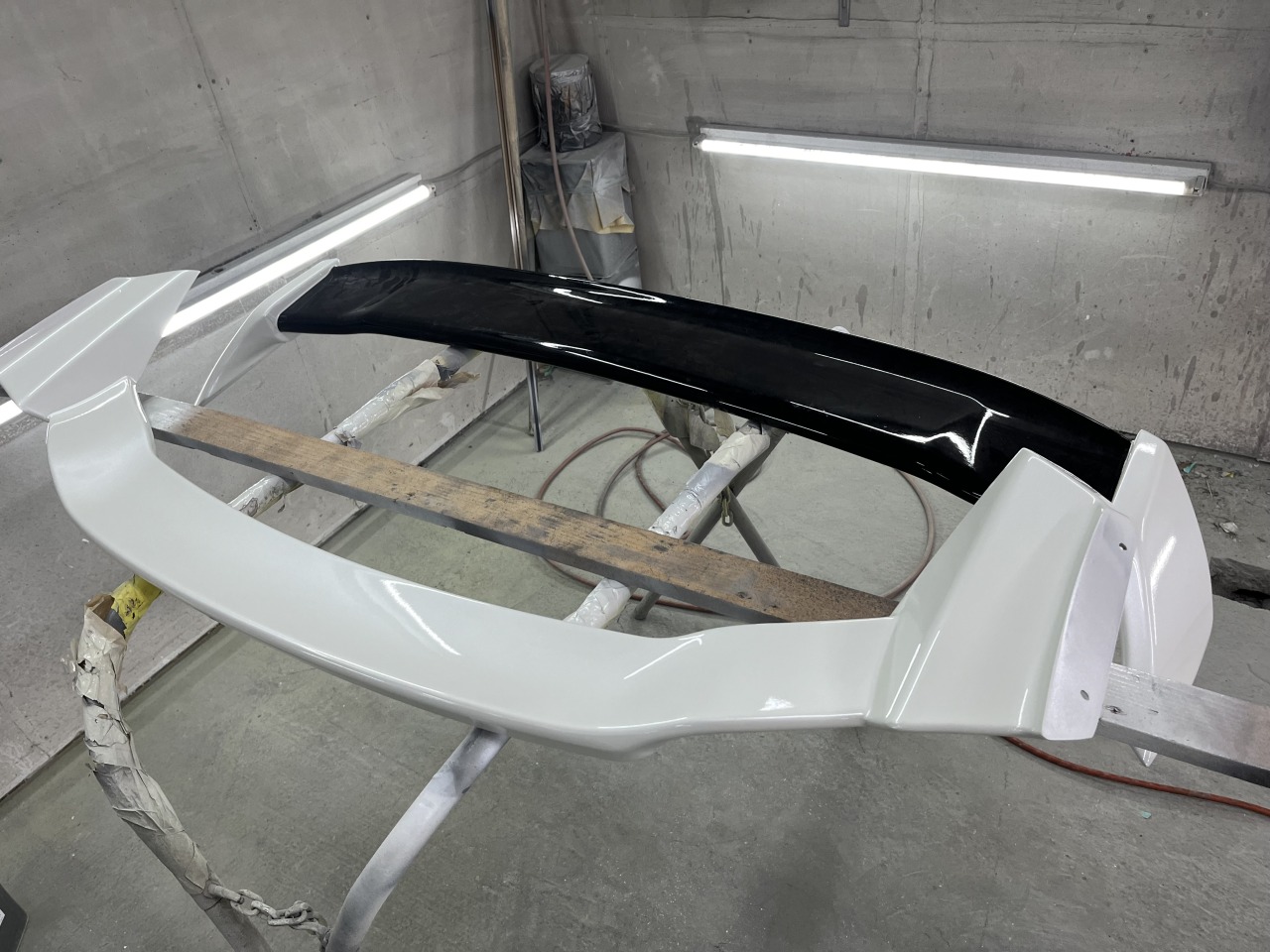 北海道札幌市の自動車ボディ修理・板金塗装専門店 プラスペイントワーク