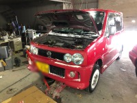 まだまだ現役！丸目が特徴の910系ムーヴ継続車検でご入庫です♫