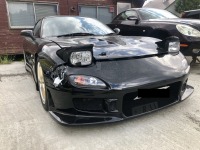 今や希少車？マツダRX7接触事故によりフロント周り破損でご入庫です♫