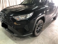 いつの間にかバンパーに傷が！現行RAV4 費用抑えた部分修理塗装