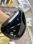 トライアンフ ボンネビル 持込純正サイドカバー ソリッドブラックにペイントの完了です♪