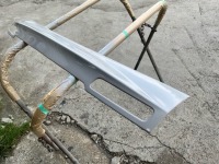 Tさまのスバルレガシィワゴン リアスポイラースムージング加工して塗装取付のご依頼です♪