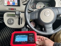 ダイハツミラココア  エンジン異音からチェックランプ点灯！保険の特約を利用してレッカー引取り♪