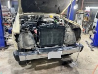  トヨタランクル60  角四灯ライトから人気の丸目ヘッドライトへチェンジ♪