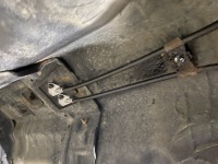 ダイハツウェイクの車検整備続き！サイドブレーキワイヤーとインナーシュー交換！