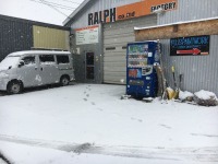 札幌冬！搬送車三菱ファイタースタッドレスタイヤへ交換しました！