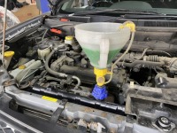 エクストレイルのクーラント液漏れ！社外新品ラジエーターに交換修理！