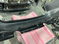 ジャガーf-pace リヤ周りをディーゼル型からガソリン型への仕様変更カスタム！