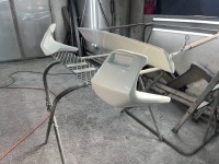 90系スープラのトランクスポイラーを下地処理・補修して塗装