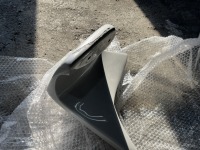 作りが良くない社外トランクスポイラー90スープラ用の再補修塗装