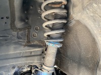 アルファードの車高調が抜け落ちてレッカー入庫！リサイクルパーツの純正サスペンションに交換修理！