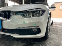 中古車業者様より成約車BMW320iのフロントバンパー傷を加修ご依頼