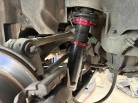 クラウンアスリート210系後期に持ち込み中古車高調取り付けご依頼