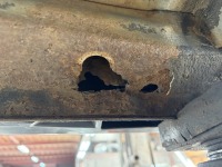 他店でN-BOXのタイヤ交換時に発覚した下回りフレームのサビ穴を修理ご依頼