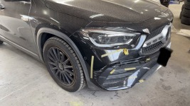 最低限箇所の交換だけに留めたGLA200d AMGライン単独事故修理