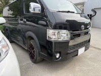 ハイエースの側面損傷を車両保険修理！フロントバンパー自費交換修理！