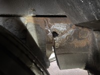 三菱ふそうバスの車検通らない原因3か所(フレーム錆穴)を鉄板溶接修理