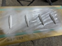 持ち込みプリウス用パーツのラッカー系塗料を剥離してトヨタ089に塗装