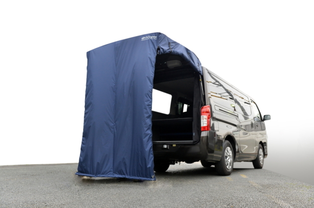 車に被せるだけの簡易テント Esバックドアテント がモデルチェンジしました トランポ ハイエース他 内装設計 カスタム施工 製造販売 オグショー Do Blog ドゥブログ